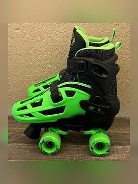 Roller Derby Boys 2-in-1 Roller/Inline Skates Black/ Green, Size 3-6